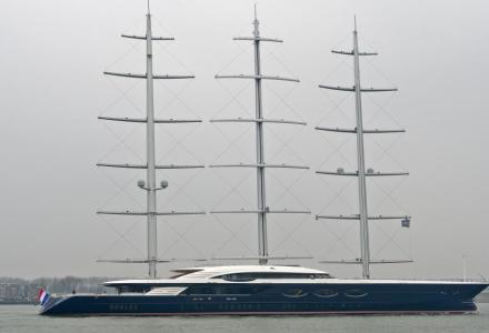 yacht Black Pearl