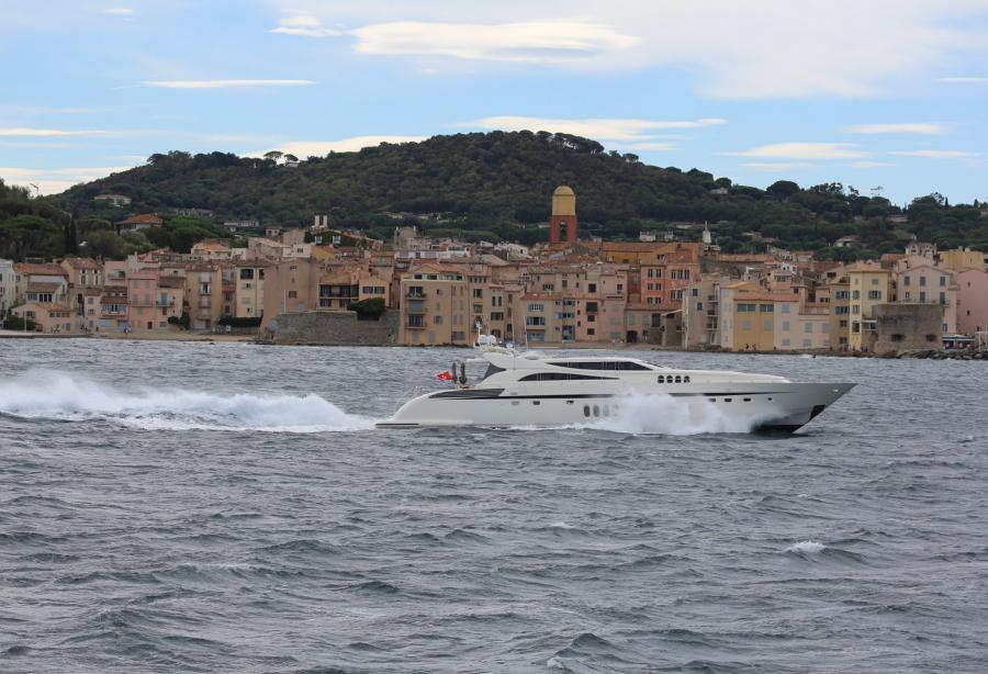 How to charter a yacht on the French Riviera - Yacht Harbour