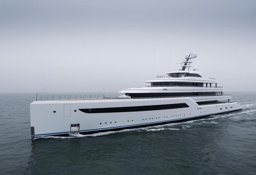 88m Feadship Zen at the Sea Trial - Yacht Harbour