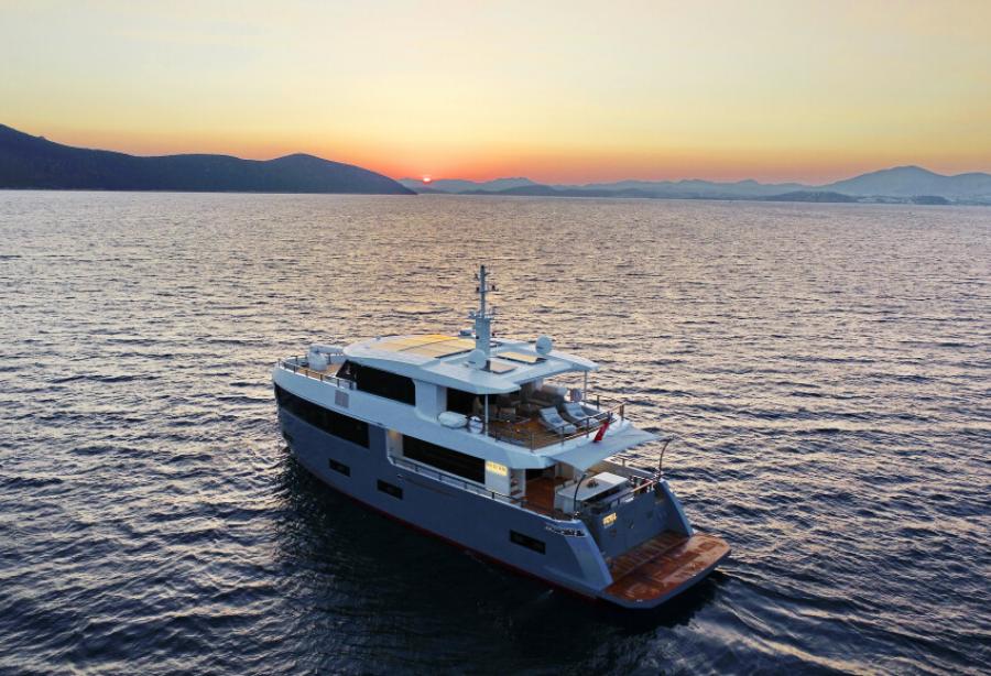 25m explorer yacht