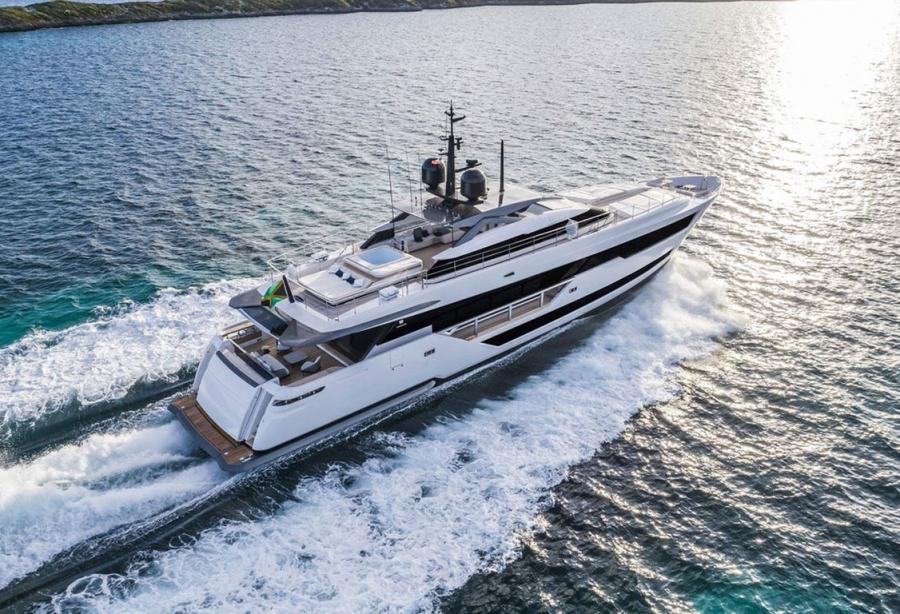 38m Custom Line 120 Hits the Water in Ancona - Yacht Harbour