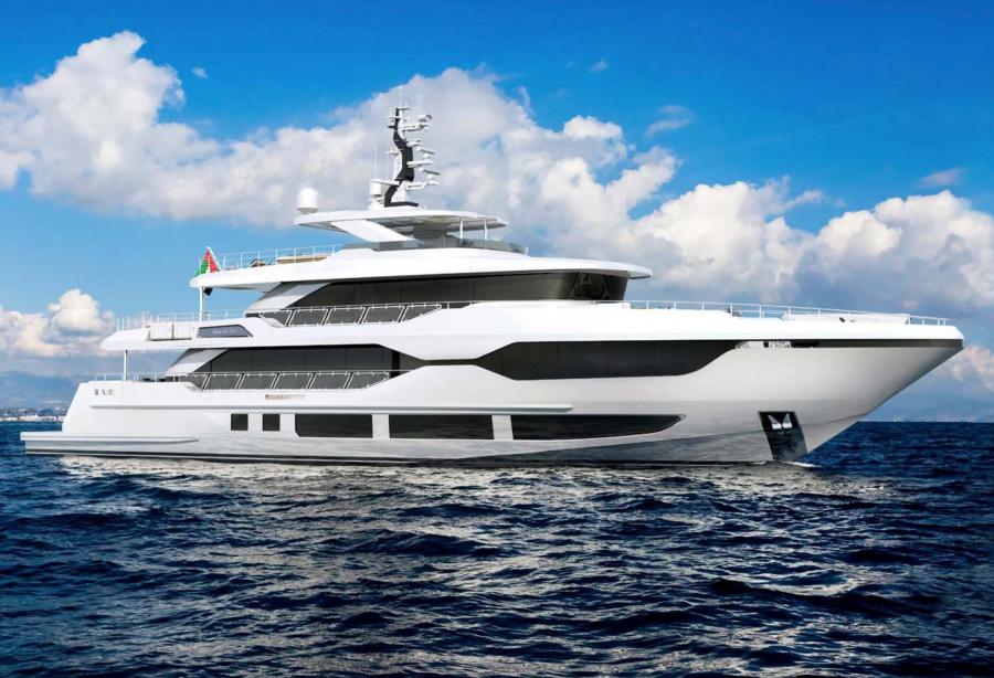 Majesty 120 Hull No. 4 Sets Sail for the Sunshine State