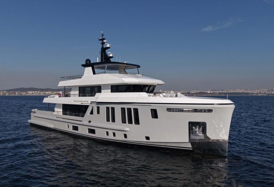 ART Shipyard Prepares 35m Bee Explorer Yacht for Cannes Debut