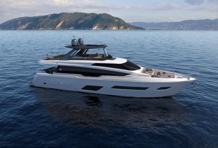 Ferretti presents 780 flybridge yacht range