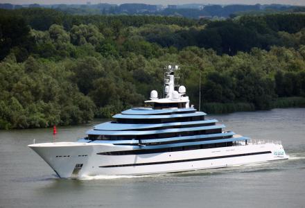 110m Jubilee delivered by Oceanco