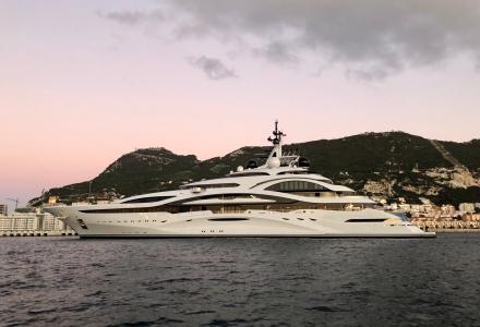 Video: 123-meter Al Lusail spotted in Gibraltar 