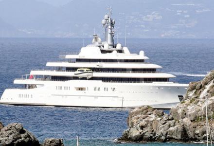 The second largest yacht in the world moored in St Barth 