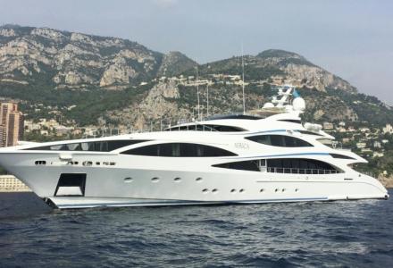 Cristiano Ronaldo spotted aboard €16.5 million Benetti superyacht