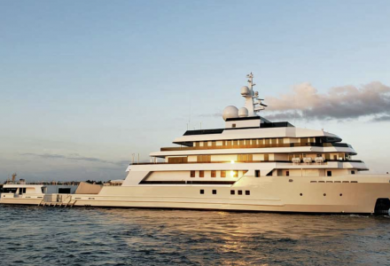90m superyacht Voyager: the largest commercial ship converted in the USA