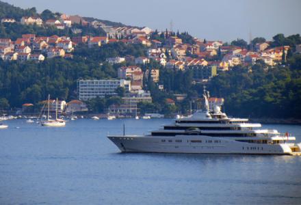 The world’s third largest: 163m superyacht Eclipse anchored in Cavtat