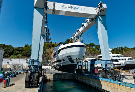EXTRA 130 Alloy launched today in Savona: superyacht premiere at Monaco Yacht Show