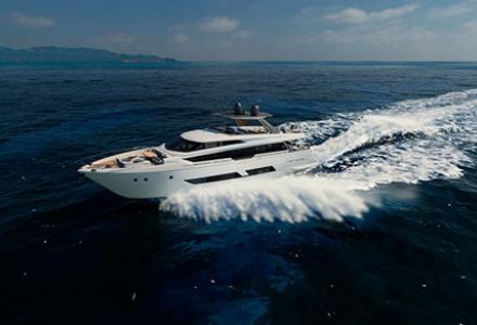 Ferretti 850 to debut at the Cannes Yachting Festival