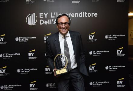 Sanlorenzo CEO Massimo Perotti receives Entrepreneur of the Year Award