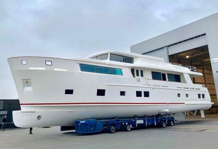 Van der Valk showcases 28m Explorer yacht