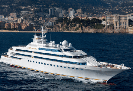 Welcome aboard 105m superyacht Lady Moura