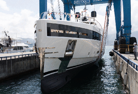 Hull 10232: the first launch of the year by Baglietto
