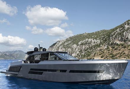 New delivery: 25m flagship yacht Mazu 82