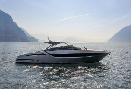 Ferretti Group Has Introduced the New Dolceriva With Hard Top