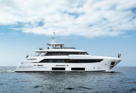 The 33m Yacht December Six Has Been Sold 
