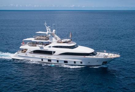 33m Benetti Orso 3 Sold by Camper and Nicholsons