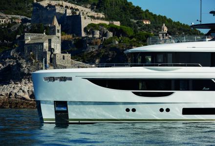 New Images of Oasis 34M Unveiled by Benetti 