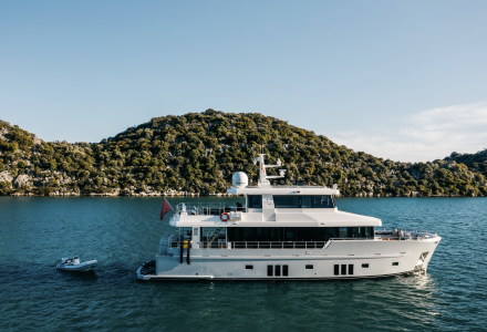 B76 Lemanja Unveiled by Bering Yachts 