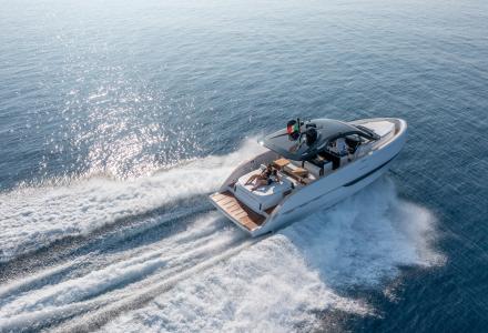 Invictus TT420: Unveiling the Vogue White Edition at Cannes Yachting Festival