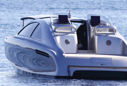 The first Mercedes-Benz motor yacht spotted in France