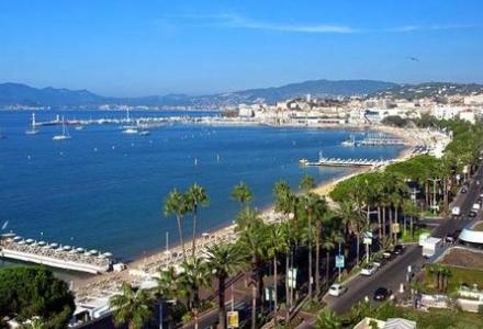 Woman dies during a sea trial in Cannes