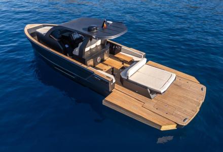 Maxim Yachts Debuts at Monaco Yacht Show with Neo 43 Comfort On Display