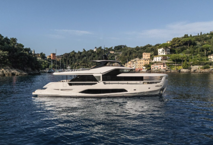 A Closer Look at Ferretti Yachts INFYNITO 80