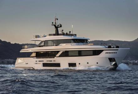 28m Custom Line Navetta 30 Belle Ile Now for Sale