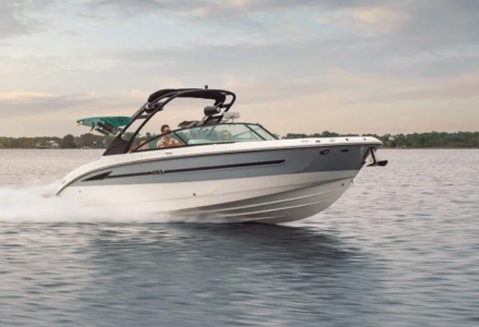 Sea Ray to Debut First European-Built Surf Boat at Boot Düsseldorf 2025