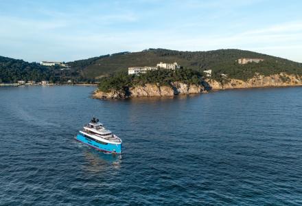 35m Mereley I Launched by AES Yacht 