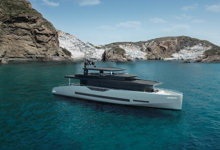 New GX34 Unveiled at Palm Beach International Boat Show