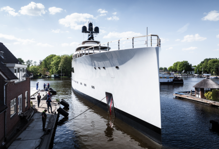 Feadship Launches 100m Project 824 from Kaag Facility