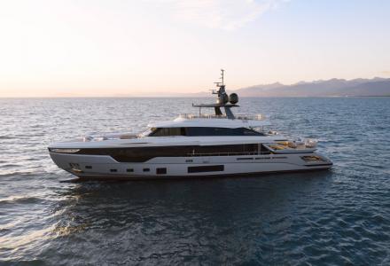 Azimut Unveils New Grande Trideck with m2atelier-Designed Interiors
