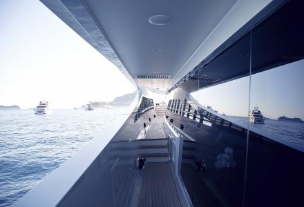 Yachtglass and Hard Glass Form Joint Venture Ocean Glass