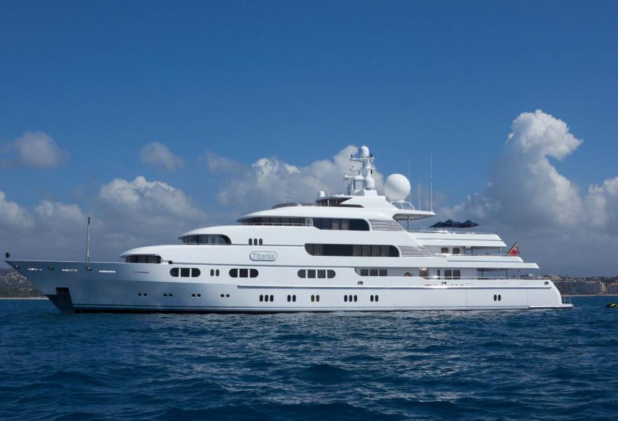 titania yacht besitzer