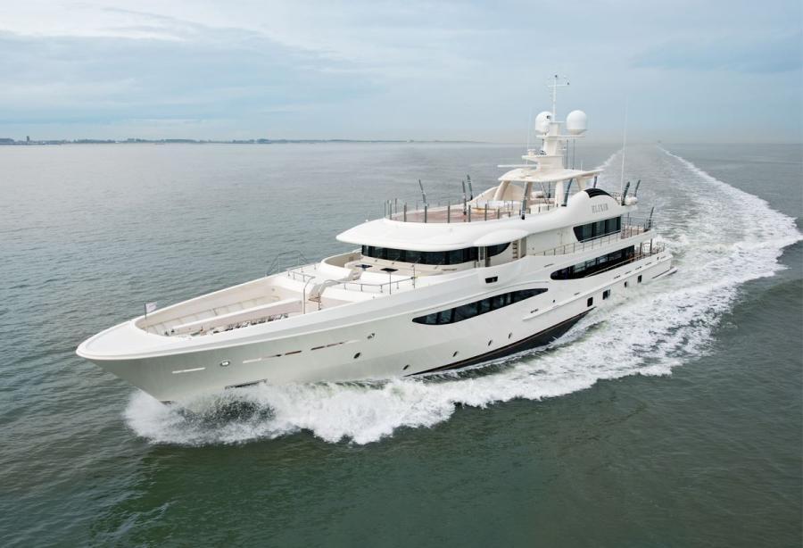 motor yacht gigagi