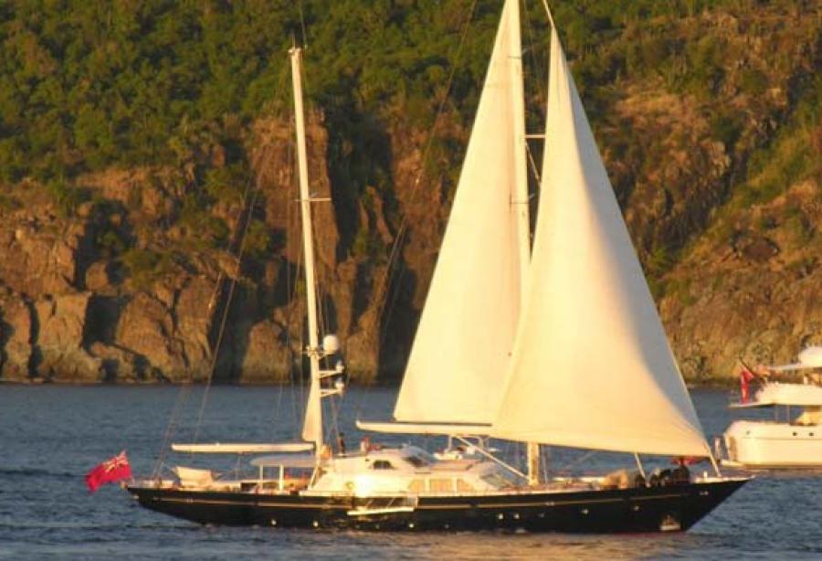 Sailing yacht Lir Ortona Navi Yacht Harbour