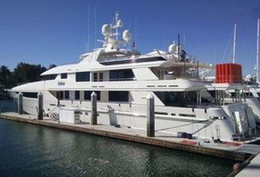 calex yacht