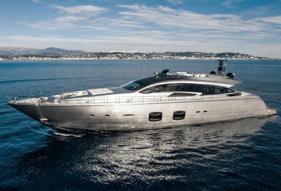 Motor yacht Sandy - Pershing - Yacht Harbour