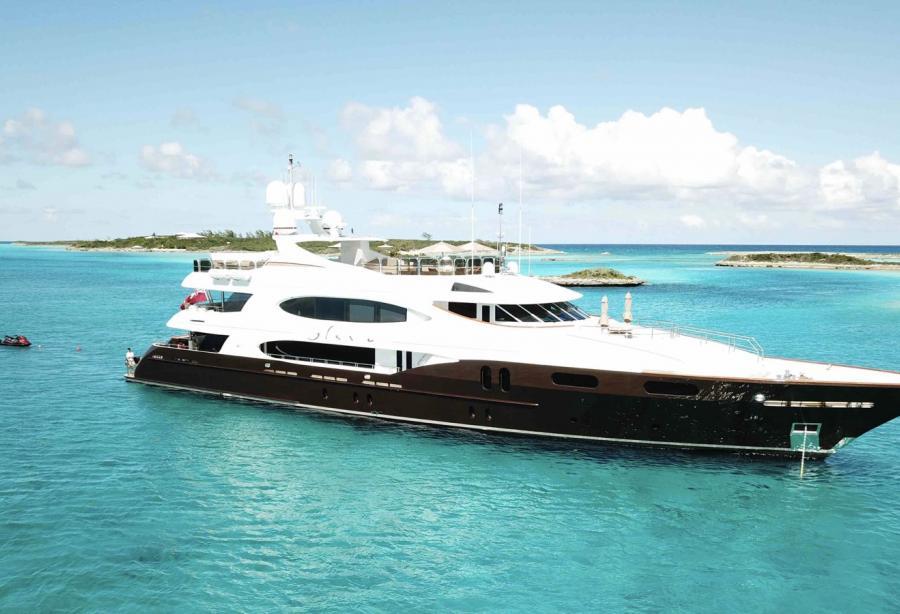 motor yacht glaze marine traffic