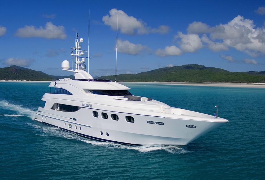 delisle 3 yacht price