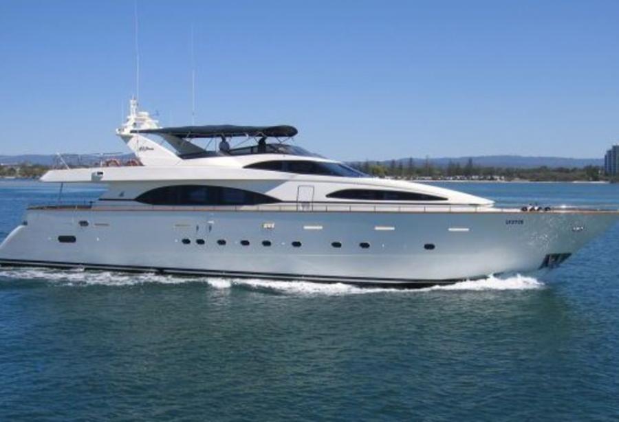 accama yacht