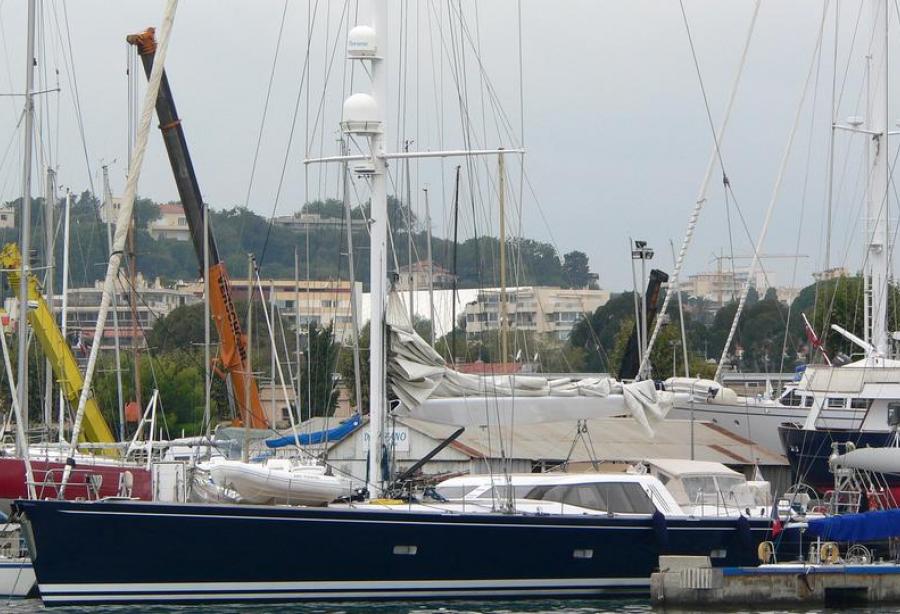 sailing yacht vaimiti