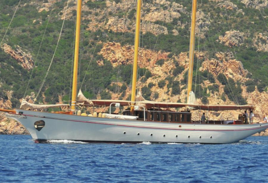 classic yacht yanika