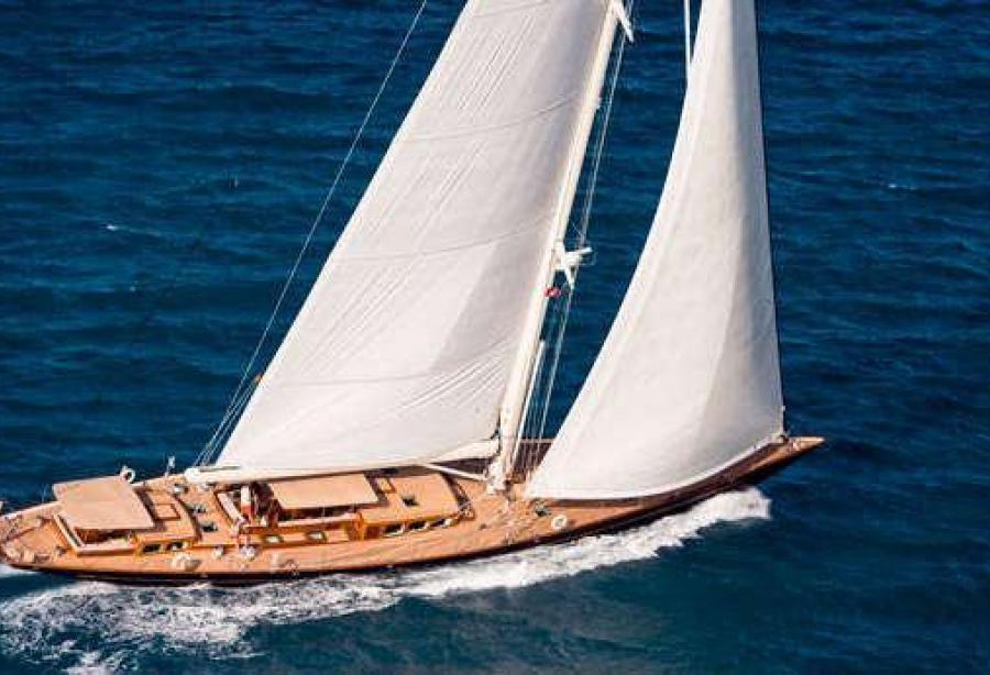 pumula sailing yacht