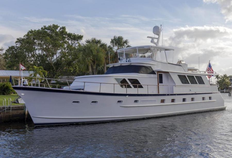 Motor yacht Patience - Broward - Yacht Harbour